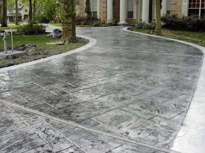 Using Decorative Concrete For Your Walkways